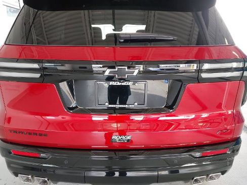 New 2026 Chevrolet Traverse RS w/ LPO, Floor Liner Package image 33