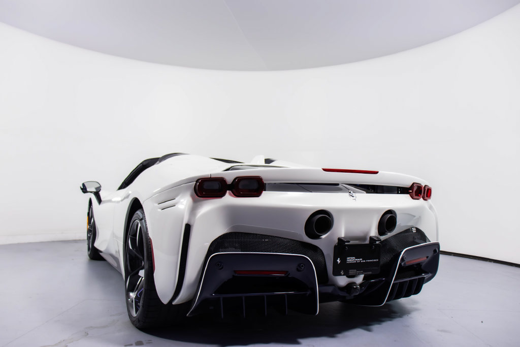 Certified 2022 Ferrari SF90 Spider AWD/4WD image 25