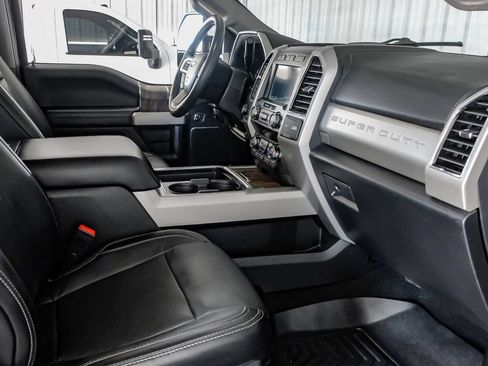 Used 2019 Ford F350 Lariat w/ Lariat Ultimate Package AWD/4WD image 12