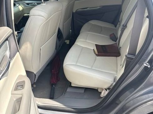 Used 2021 Cadillac XT5 Premium Luxury FWD image 19