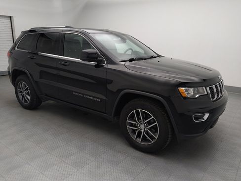 Used 2018 Jeep Grand Cherokee Laredo RWD image 11