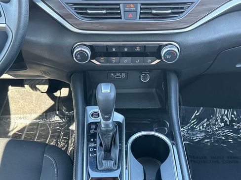 Used 2023 Nissan Altima 2.5 SV image 23