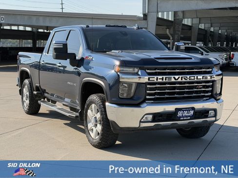 Used 2020 Chevrolet Silverado 2500 LTZ w/ LTZ Plus Package AWD/4WD image 2