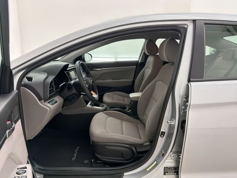 Used 2020 Hyundai Elantra SE w/ Cargo Package (C1) image 5