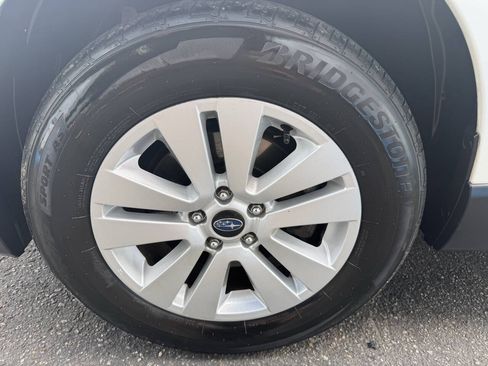 Used 2018 Subaru Outback 2.5i Premium AWD/4WD image 19
