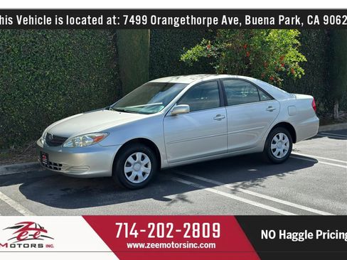 Used 2004 Toyota Camry LE image 12