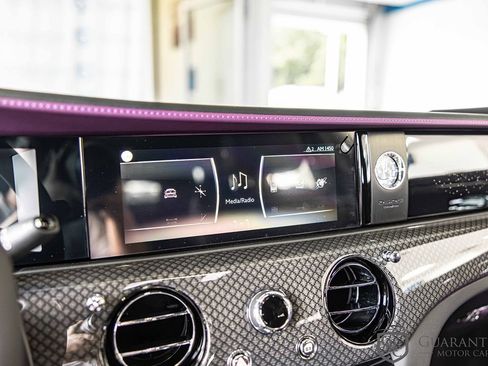 Used 2024 Rolls-Royce Ghost Black Badge image 34