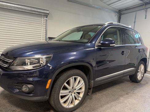 Used 2013 Volkswagen Tiguan SE image 1