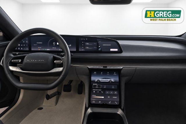 Used 2024 Lucid Air Touring AWD/4WD image 14