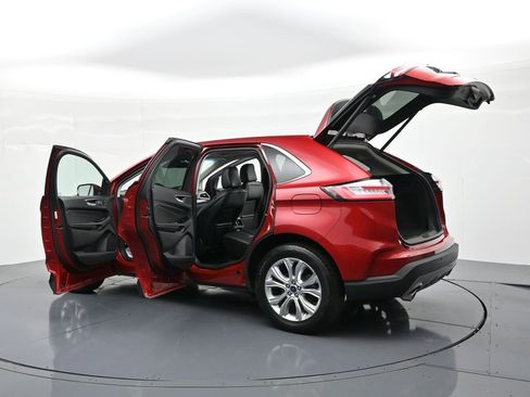 Used 2020 Ford Edge Titanium w/ Equipment Group 301A AWD/4WD image 35
