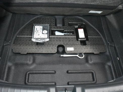 Used 2025 Honda Civic Sport image 35