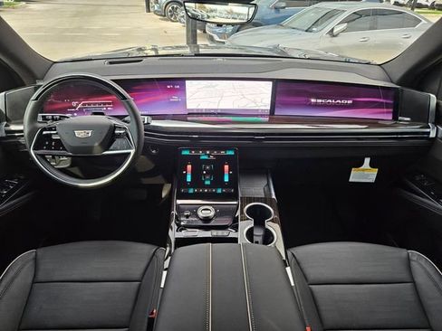 New 2026 Cadillac Escalade ESV Luxury w/ LPO, Floor Liner Package image 13