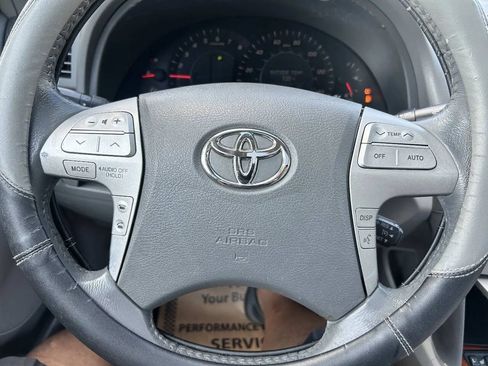 Used 2009 Toyota Camry XLE FWD image 17