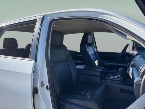 Used 2020 Toyota Tundra SR5 image 29