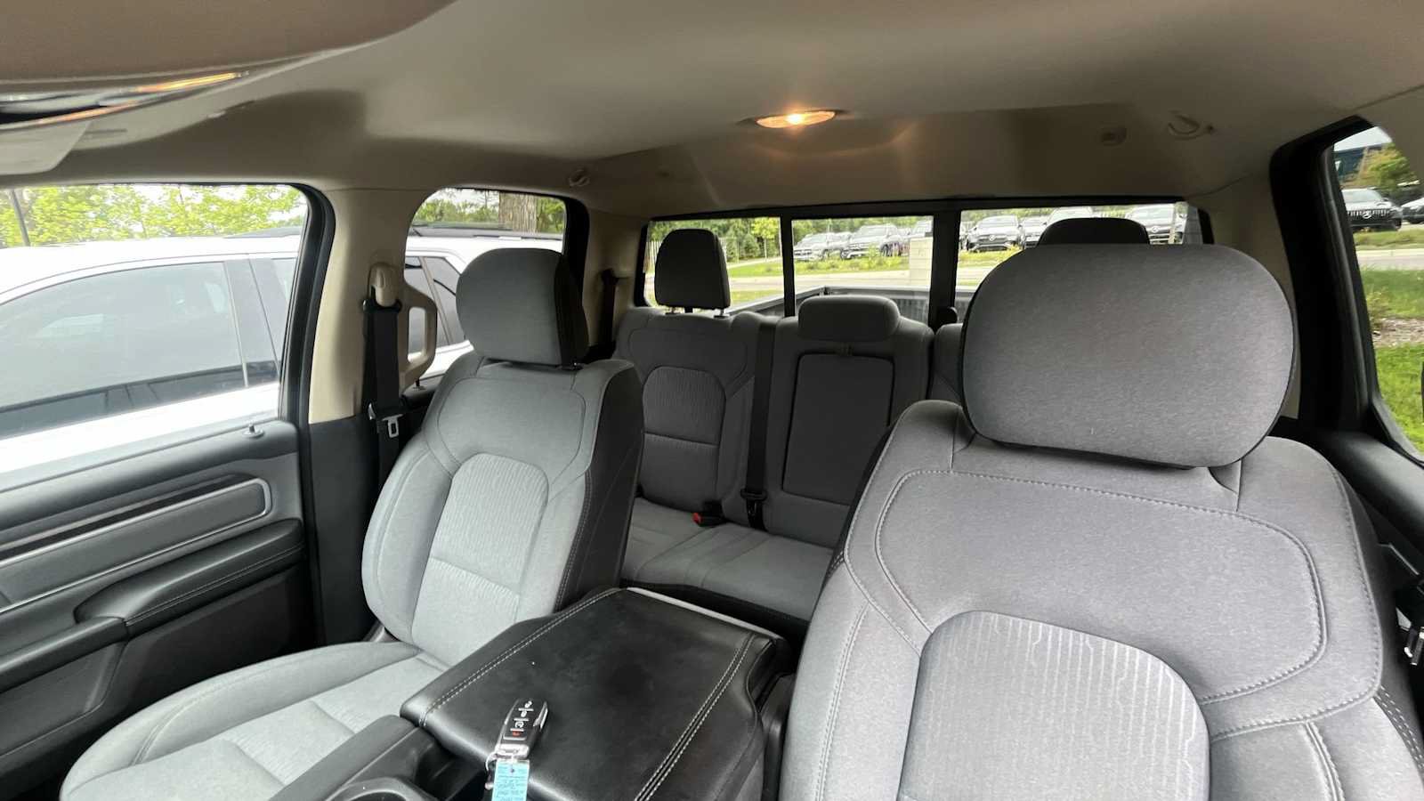 Used 2020 RAM 1500 Big Horn AWD/4WD image 9