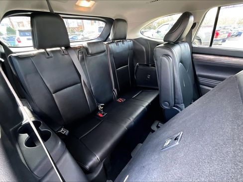 Used 2020 Toyota Highlander Limited image 27
