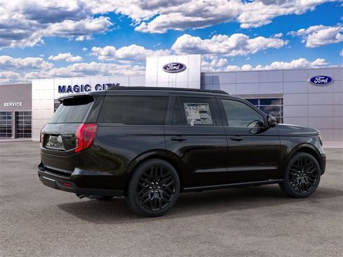 New 2027 Ford Expedition Platinum w/ Stealth Performance Package AWD/4WD image 6