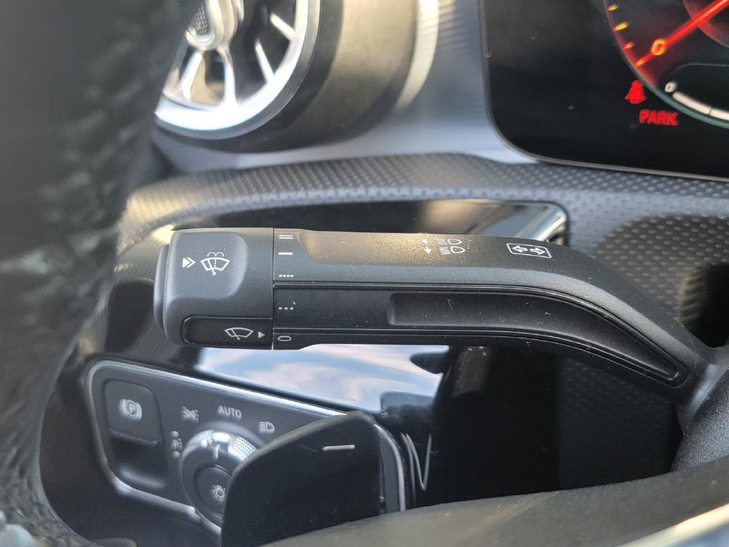 Used 2021 Mercedes-Benz A 220 4MATIC image 21