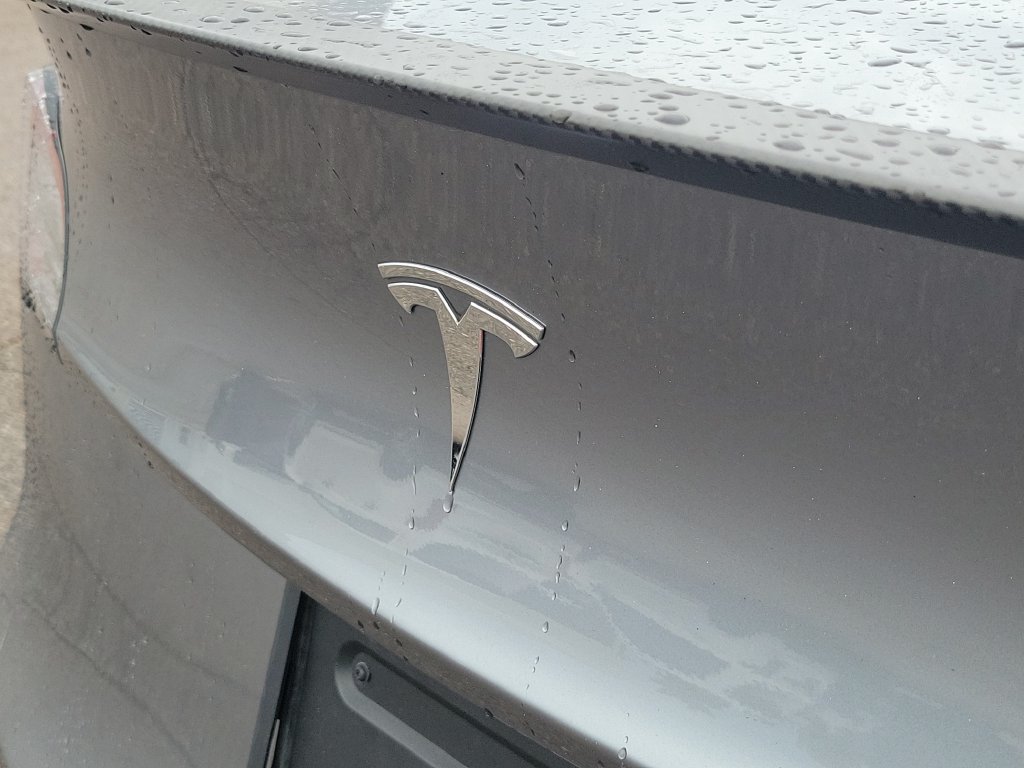Used 2025 Tesla Model Y Performance AWD/4WD image 31