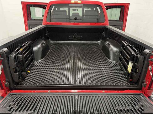 Used 2013 Ford F250 Lariat w/ Lariat Chrome Pkg image 31
