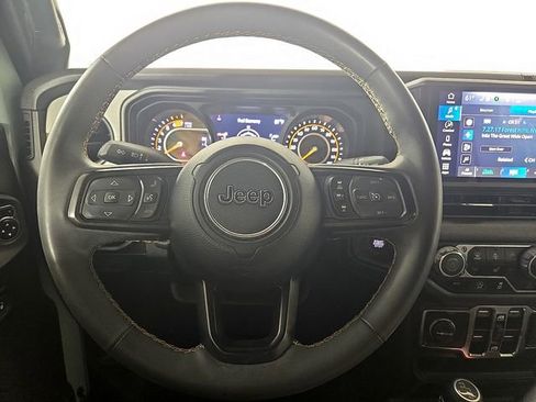 Used 2024 Jeep Wrangler Sport S image 19
