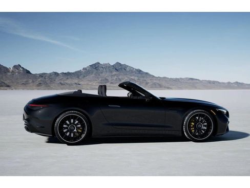 New 2025 Mercedes-Benz SL 63 AMG 4MATIC image 41