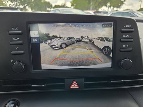 Certified 2025 Hyundai Elantra Sport FWD image 19