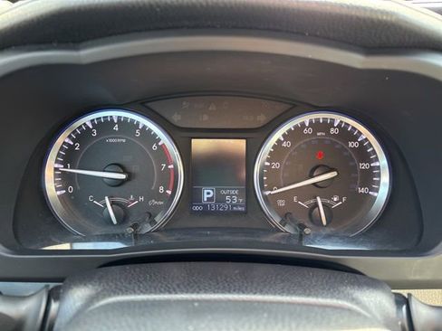 Used 2014 Toyota Highlander LE image 6