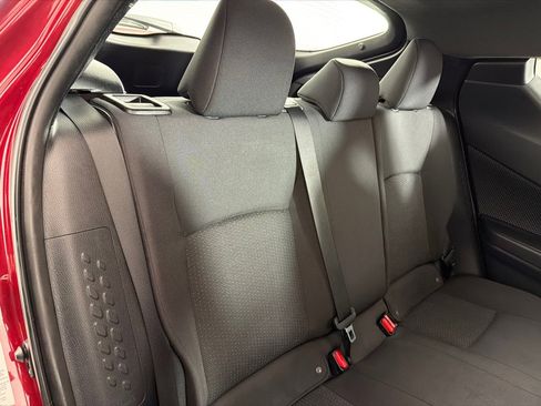 Used 2018 Toyota C-HR XLE image 21