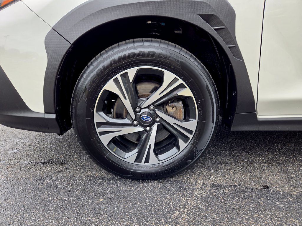 Used 2024 Subaru Crosstrek 2.0i Premium AWD/4WD image 13