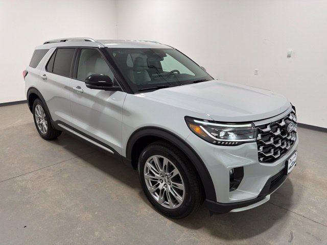 New 2027 Ford Explorer Platinum w/ LUX Leather Package AWD/4WD image 3