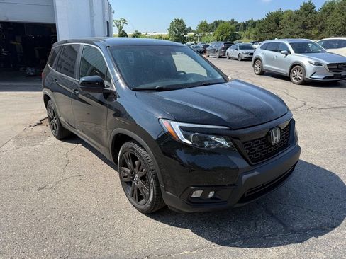 Used 2020 Honda Passport Sport image 4