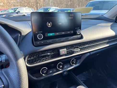 Certified 2025 Honda HR-V LX image 27