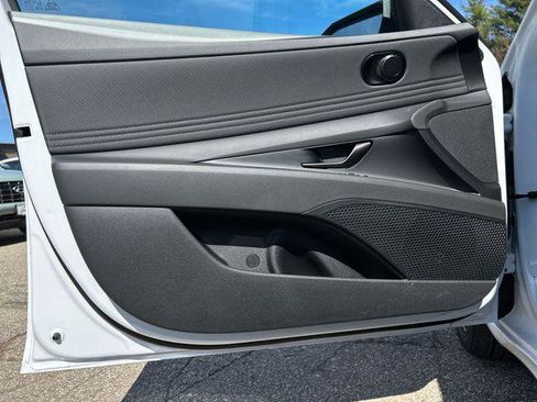 New 2026 Hyundai Elantra Sport FWD image 11