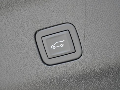 New 2026 GMC Yukon XL Denali w/ Sun & Power Step Package AWD/4WD image 34