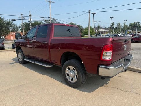 Used 2024 RAM 2500 Tradesman w/ Chrome Appearance Group AWD/4WD image 6