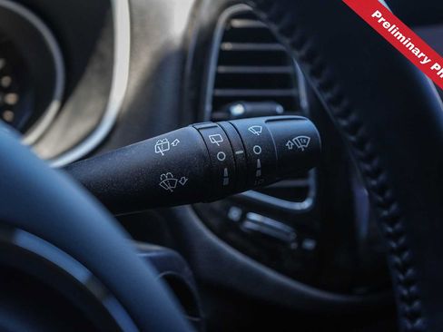 Used 2019 Jeep Compass Latitude FWD image 19