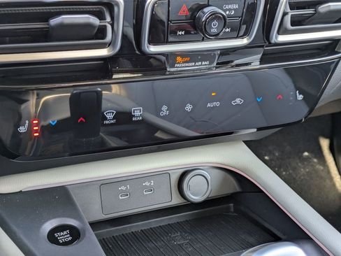 New 2026 Nissan Sentra SL w/ Floor Mat Package FWD image 26