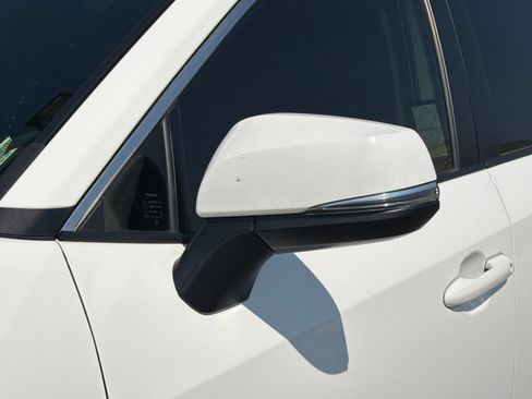 Used 2025 Toyota RAV4 LE AWD/4WD image 38