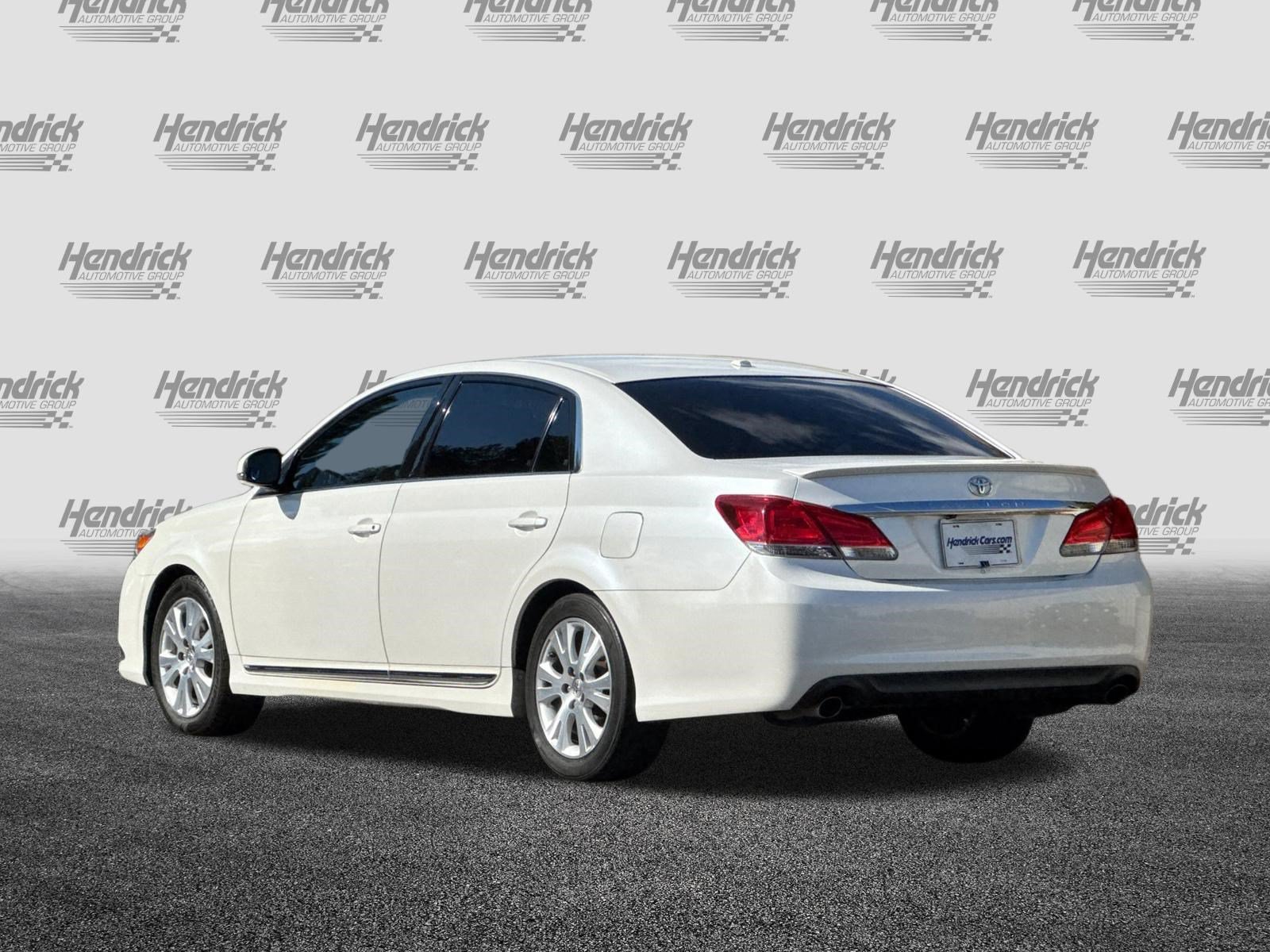 Used 2012 Toyota Avalon FWD image 7