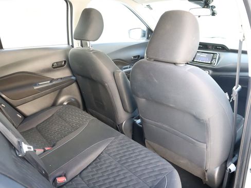 Used 2022 Nissan Kicks S image 41