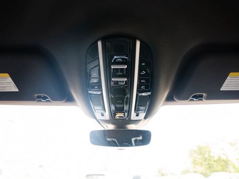 Certified 2023 Porsche Panamera image 20