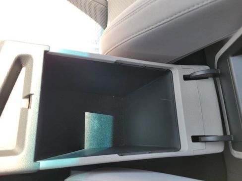 Used 2017 Hyundai Sonata SE image 19