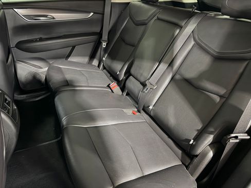 Used 2018 Cadillac XT5 Luxury w/ Driver Awareness Package FWD image 28