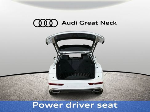 Used 2023 Audi Q5 2.0T Premium w/ Convenience Package AWD/4WD image 22