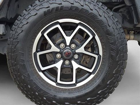 Used 2013 Jeep Wrangler Unlimited Rubicon AWD/4WD image 21