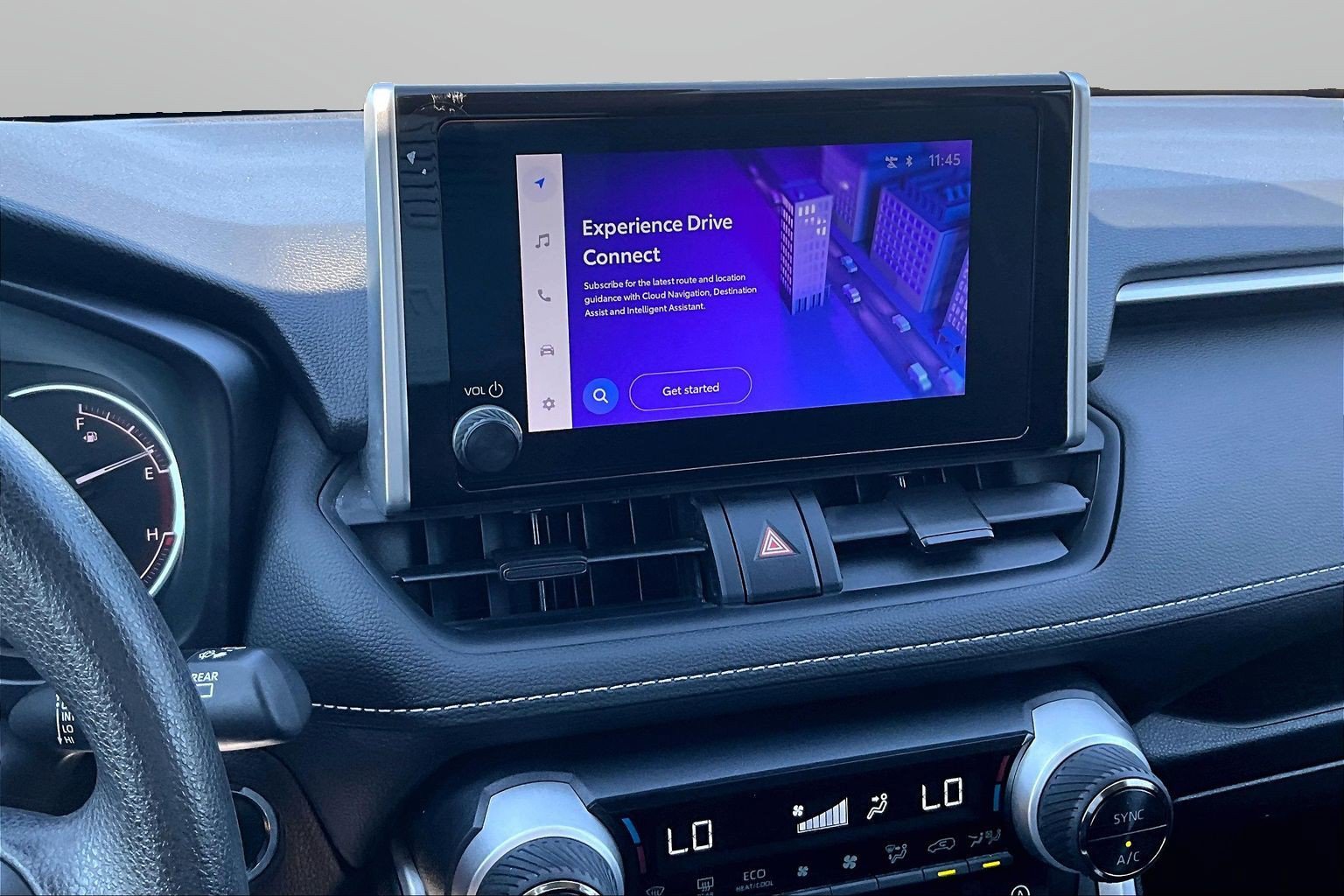 Used 2025 Toyota RAV4 XLE FWD image 6