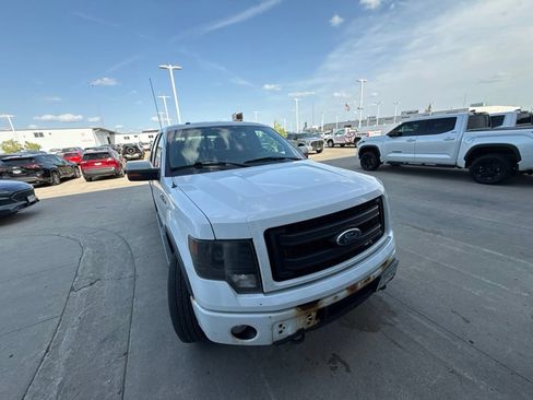 Used 2014 Ford F150 FX4 w/ Equipment Group 402A Luxury AWD/4WD image 2