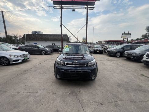 Used 2016 Kia Soul + w/ Eco Package FWD image 2