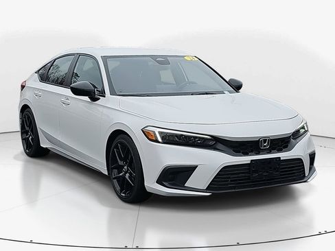 Used 2024 Honda Civic Sport image 1